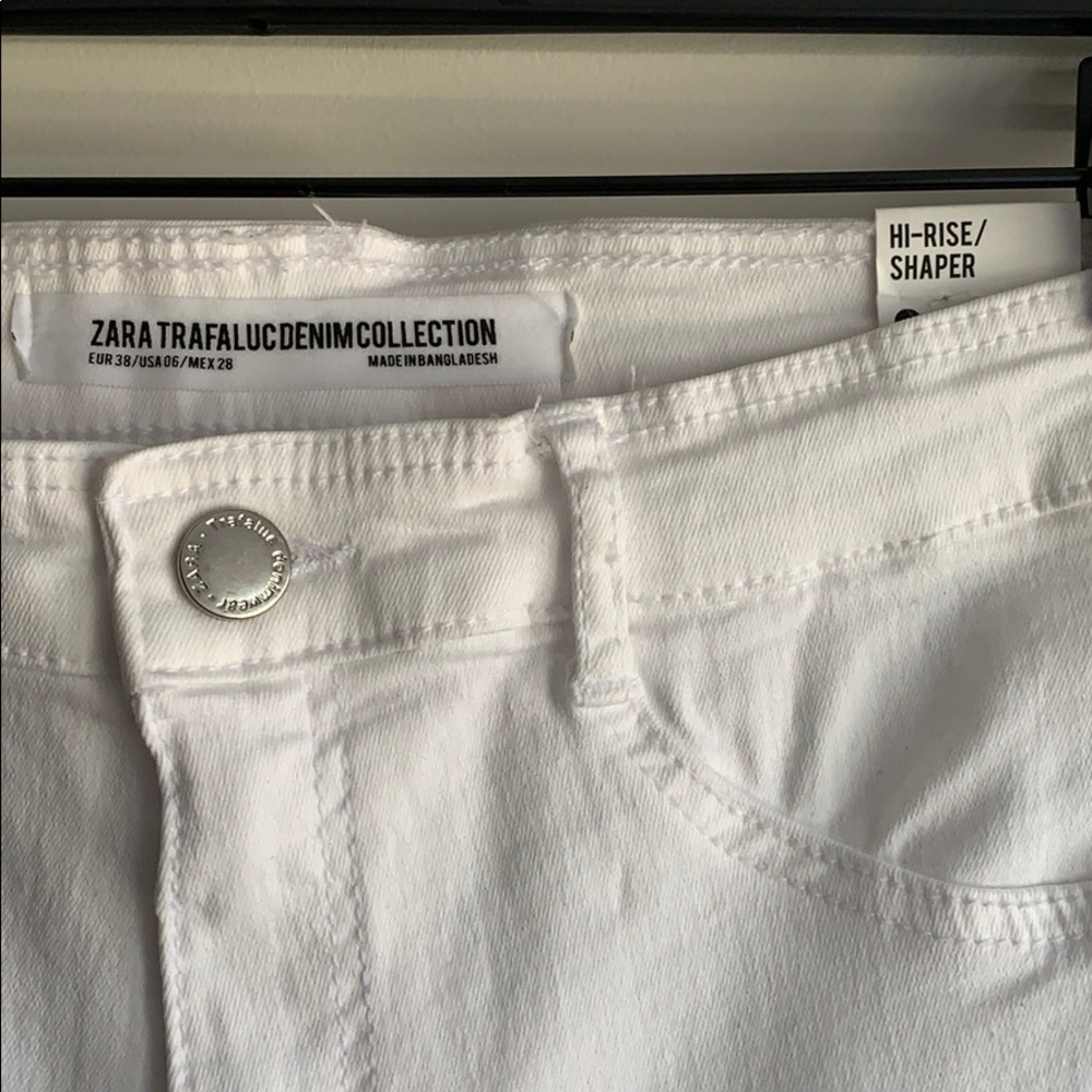 Zara High Rise Shaper Jeans - Picture 2 of 3